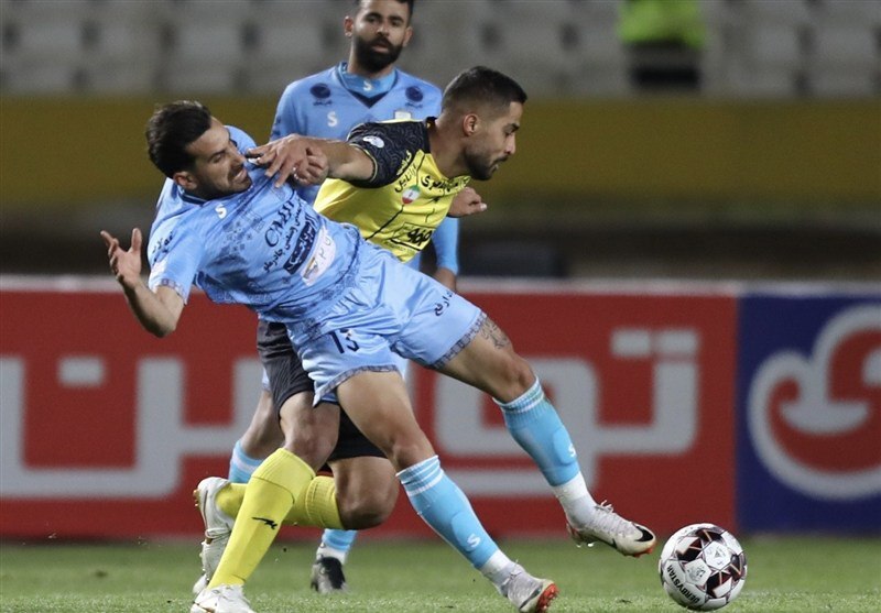 سپاهان قهرمان نیم فصل شد؛ برتری دراماتیک مقابل چادرملو سپاهان قهرمان نیم فصل شد؛ برتری دراماتیک مقابل چادرملو