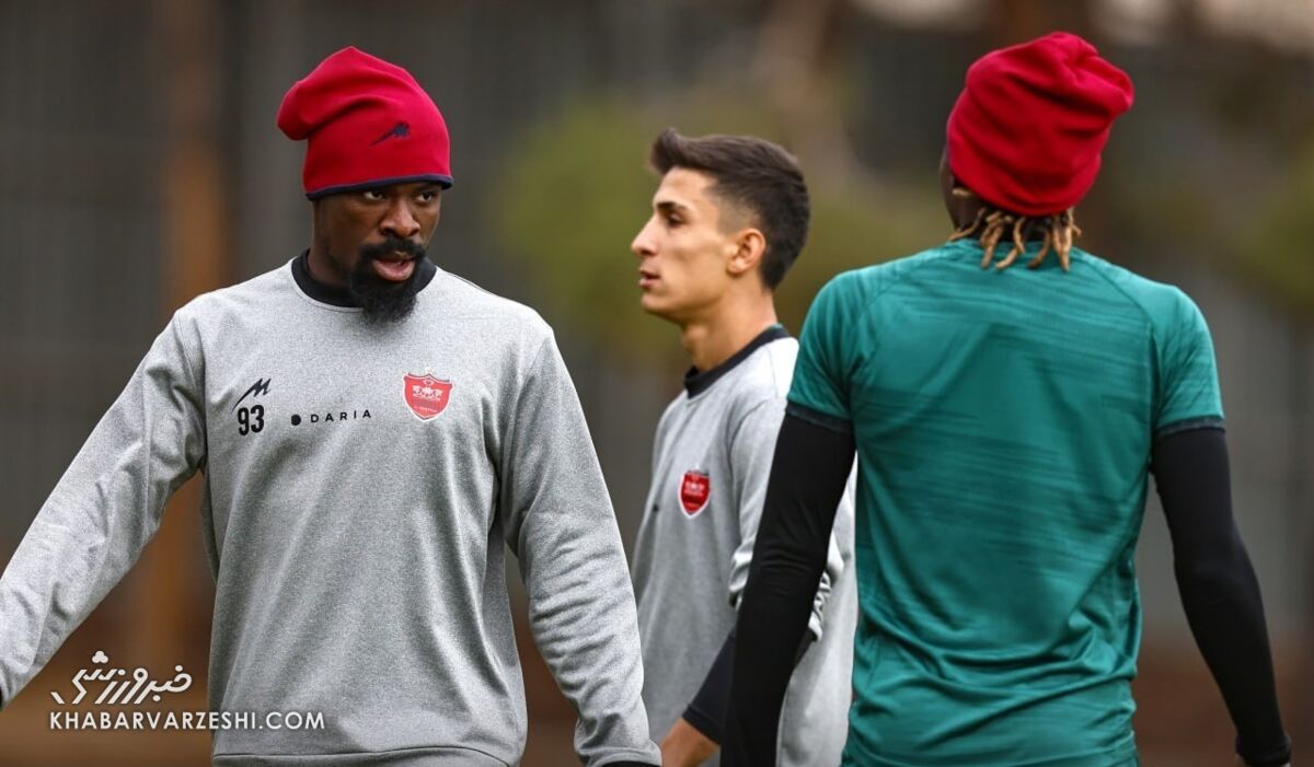 پرسپولیس چند بازیکن را مازاد میکند؟ پرسپولیس چند بازیکن را مازاد میکند؟