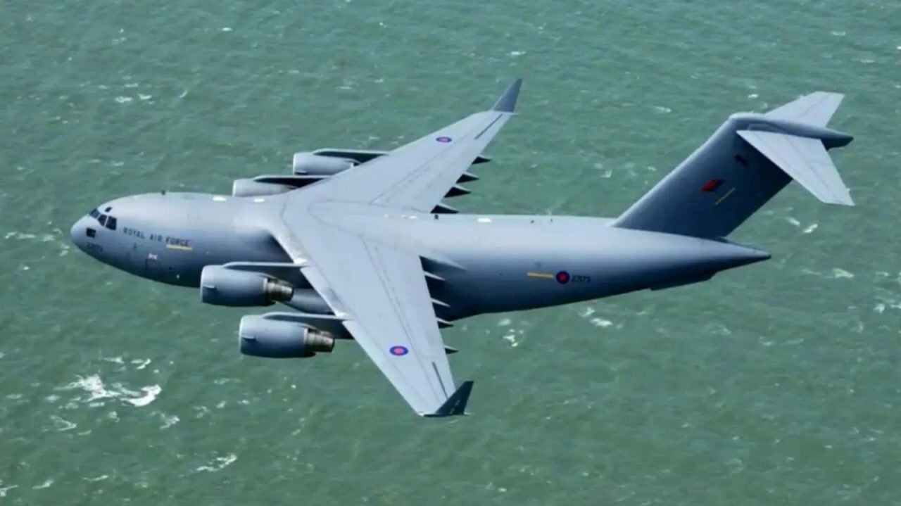 ترافیک سنگین ارسال تجهیزات آمریکا به خاورمیانه/ هواپیما‌های C-۱۷ به منطقه رسید