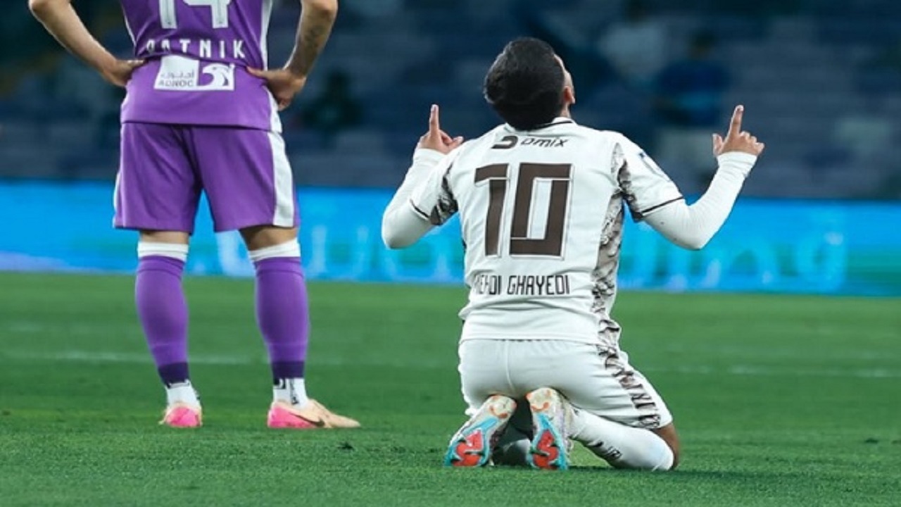 کارشناس اماراتی: تعویض قائدی اشتباه بود کارشناس اماراتی: تعویض قائدی اشتباه بود