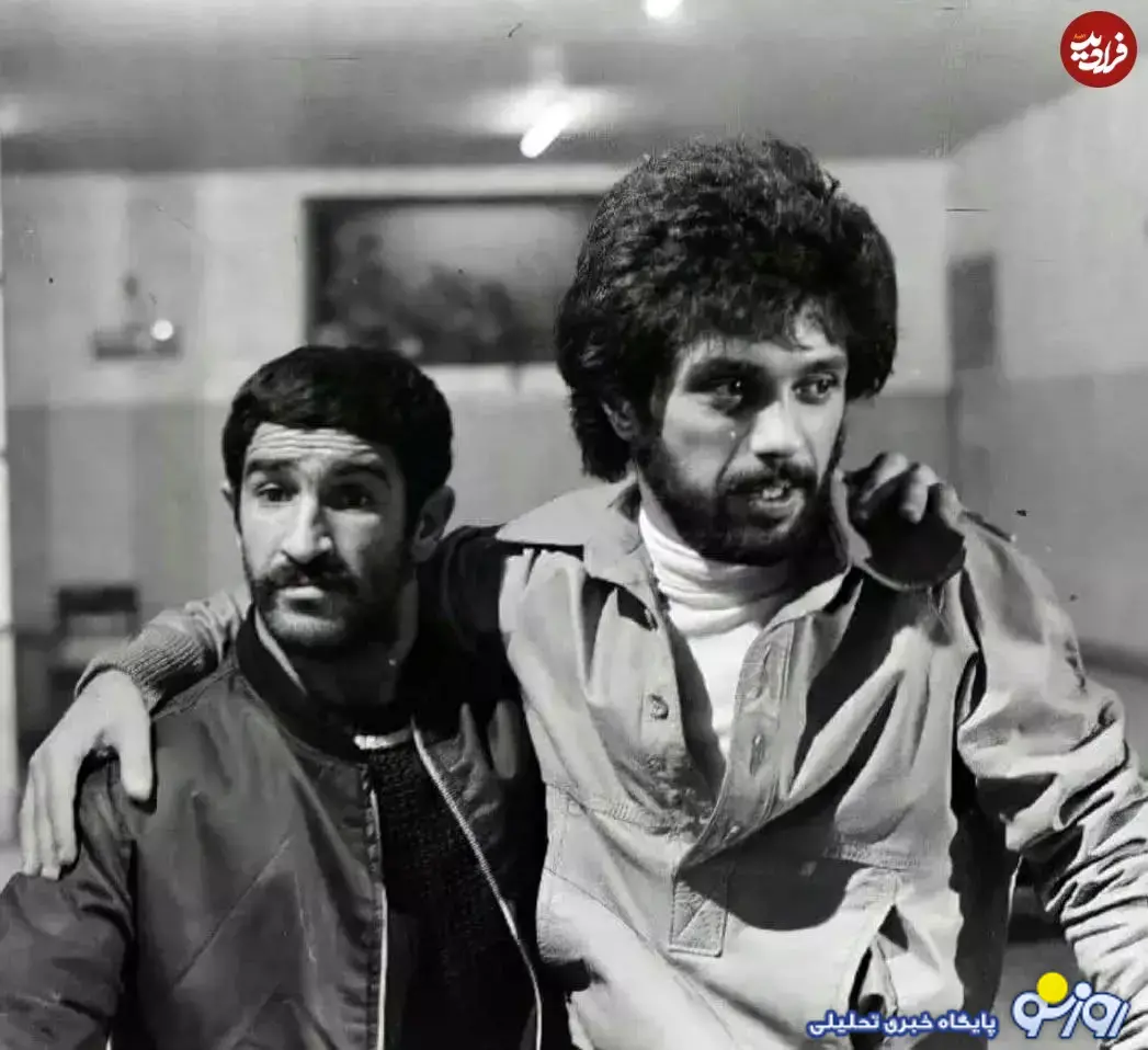 «داریوش اقبالی» در ۲۷ سالگی و در کنار محمد ذوالفقاری «داریوش اقبالی» در ۲۷ سالگی و در کنار محمد ذوالفقاری
