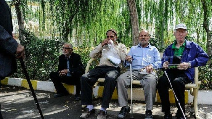 زمان احتمالی پرداخت «عیدی» بازنشستگان زمان احتمالی پرداخت «عیدی» بازنشستگان