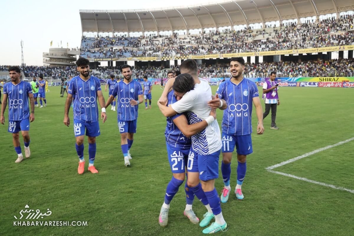 بازی استقلال همچنان بدون تماشاگر بازی استقلال همچنان بدون تماشاگر