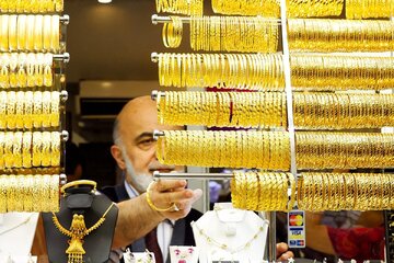 قیمت جدید طلا و سکه ۱۳ اردیبهشت ۱۴۰۴/ سکه در مسیر کانال ۶۰ میلیون تومان قرار گرفت