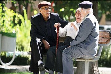 پرداخت فوری پاداش پایان خدمت بازنشستگان علوم پزشکی