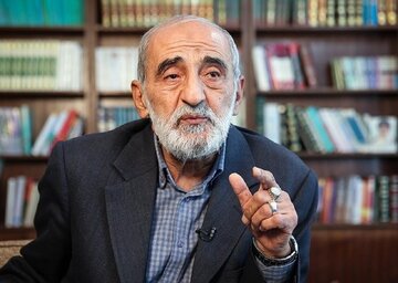 شرط حسین شریعتمداری برای ادامه مذاکرات ایران و آمریکا/ هدف ترامپ این بود که به دنیا بگوید دیدید ایران را پای میز مذاکره آوردم؟