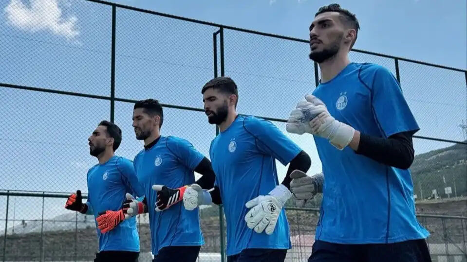 کاپیتان به سپاهان نه، ولی به صنعت نفت میرسد! کاپیتان به سپاهان نه، ولی به صنعت نفت میرسد!