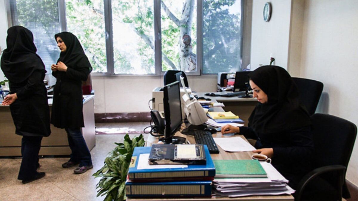 پرداخت فوق‌العاده خاص به کارکنان این نهادها به شرط تامین اعتبار