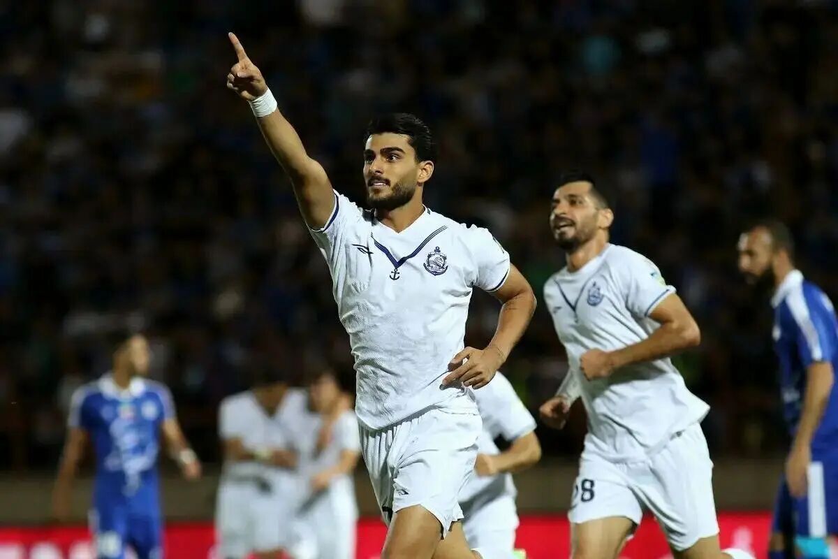 رسمی؛ رضا غندی پور از ملوان جدا شد