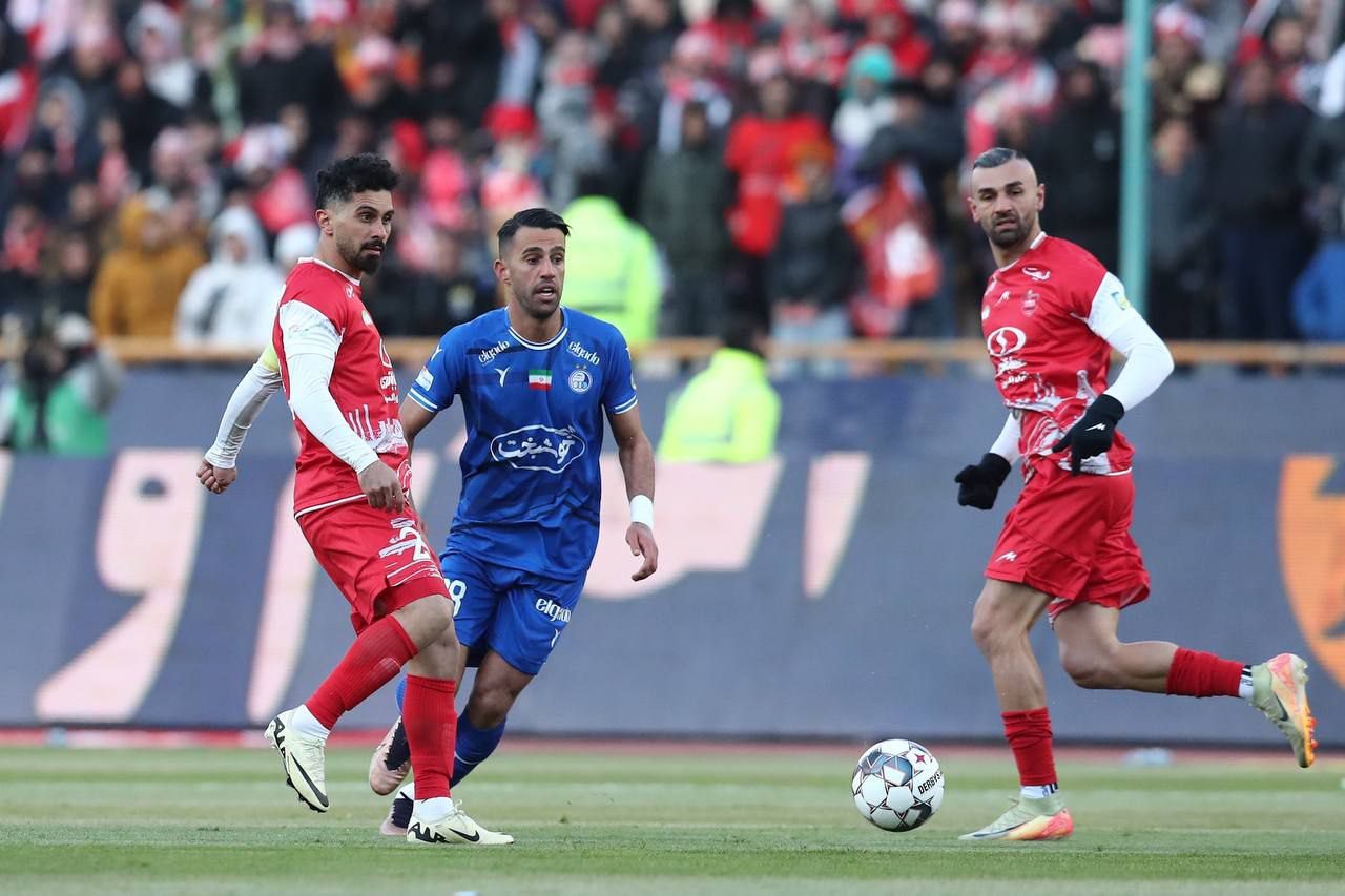 فوری؛ استقلال و پرسپولیس مجوز حرفه‌ای گرفتند
