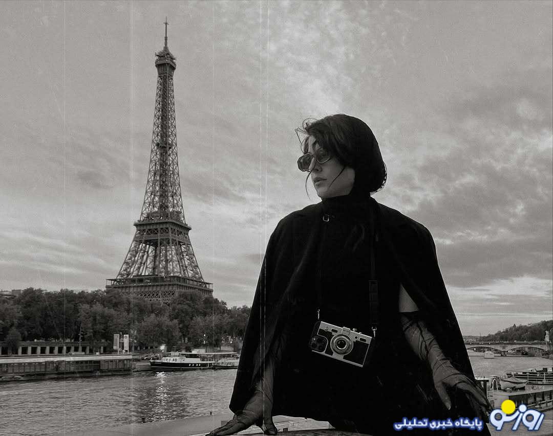 تیپ هالیوودی خانم بازیگرِ زخم کاری کنار برج ایفل/عکس تیپ هالیوودی خانم بازیگرِ زخم کاری کنار برج ایفل/عکس