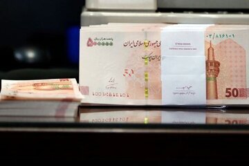 جزییات تغییر در پرداخت حقوق کارمندان اعلام شد/ رقم حقوق کارمندان کم می‌شود؟