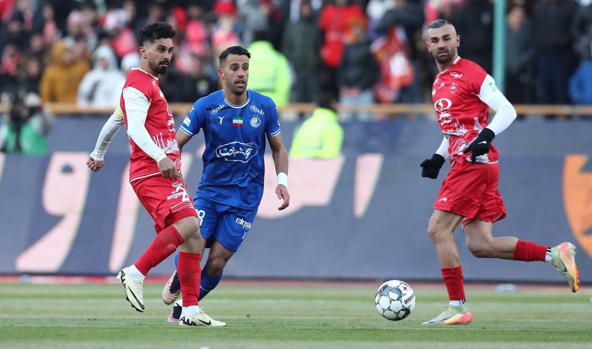 اختلاف باشگاه استقلال و آرش رضاوند بر سر تمدید قرارداد اختلاف باشگاه استقلال و آرش رضاوند بر سر تمدید قرارداد