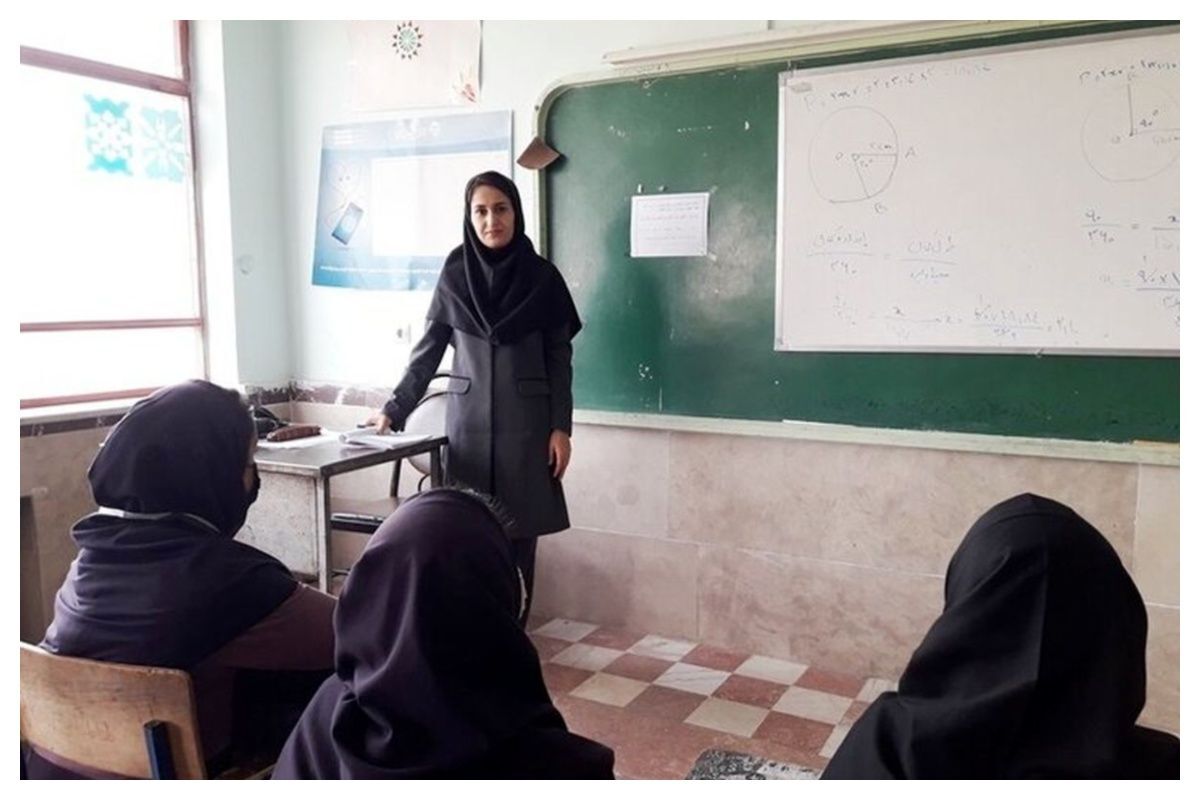کمپین سراسری فرهنگیان: ۲ هزار امتیاز فوق‌العاده خاص حق معلم است