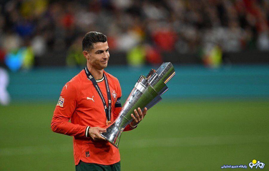 هیچ چیزی بهتر از قهرمانی با تیم ملی نیست! هیچ چیزی بهتر از قهرمانی با تیم ملی نیست!