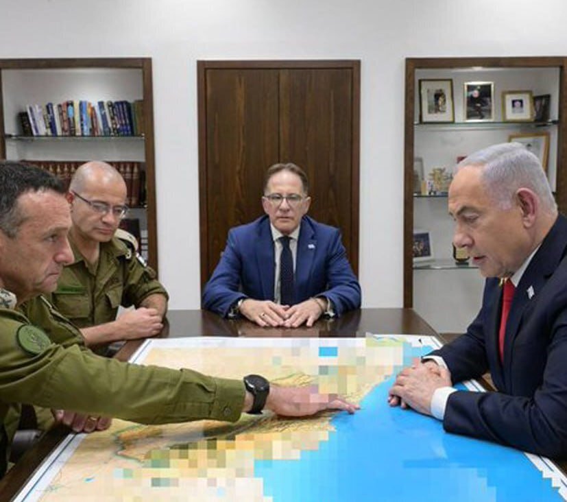 فایننشال تایمز: تصمیم اسرائیل برای حمله به ایران دوشنبه گذشته گرفته شد/ دولت ترامپ از آمادهسازیهای اسرائیل برای حمله به ایران آگاه بود و به برنامههای نتانیاهو اعتراض نکرد فایننشال تایمز: تصمیم اسرائیل برای حمله به ایران دوشنبه گذشته گرفته شد/ دولت ترامپ از آمادهسازیهای اسرائیل برای حمله به ایران آگاه بود و به برنامههای نتانیاهو اعتراض نکرد