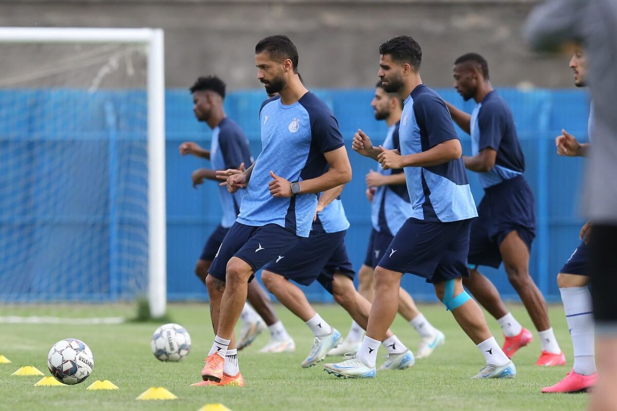 تمرینات بازیکنان استقلال آغاز شد!/ آبی پوشان: دل و دماغ تمرین کردن نداریم تمرینات بازیکنان استقلال آغاز شد!/ آبی پوشان: دل و دماغ تمرین کردن نداریم