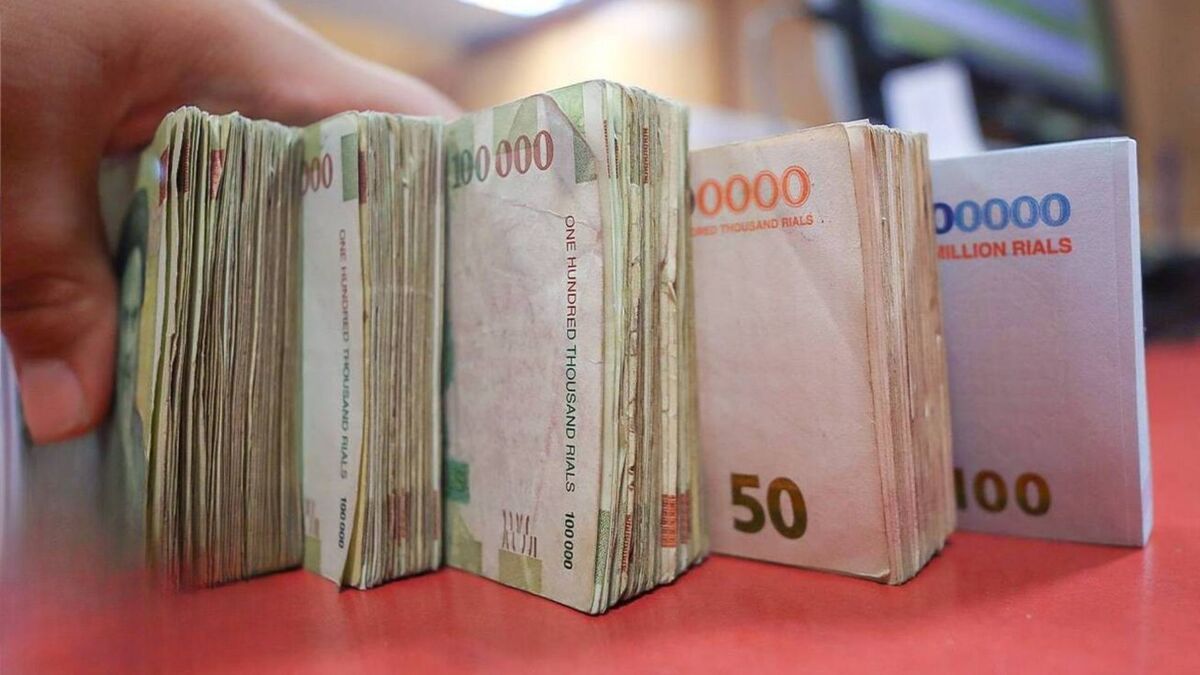 سوپرایز ویژه مجلس برای کارکنان دولت / منتظر این واریزی فوق‌العاده باشید