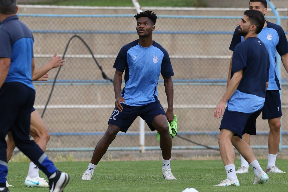 جنگ و کاریله علیه شروع تمرینات استقلال! جنگ و کاریله علیه شروع تمرینات استقلال!