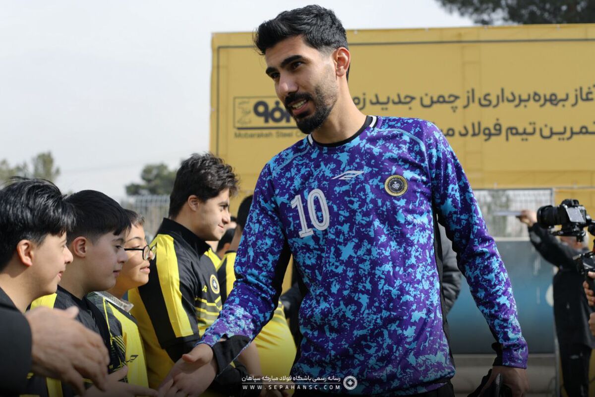 بازیکن تازه وارد پرسپولیس با مشقت خودش را به تهران رساند بازیکن تازه وارد پرسپولیس با مشقت خودش را به تهران رساند