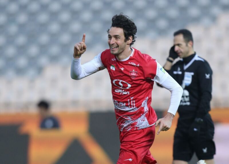 برخلاف میل خودم از پرسپولیس جدا شدم/ من حاضرم برگردم، باشگاه من را نمی خواهد!