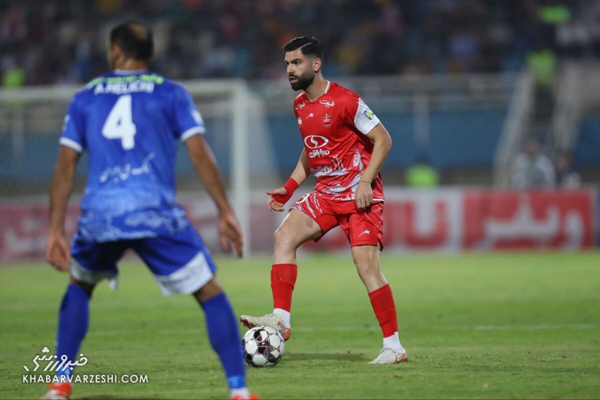 پشت پرده تاخیر تمدید قرارداد پرسپولیس با بازیکن بلاتکلیف!