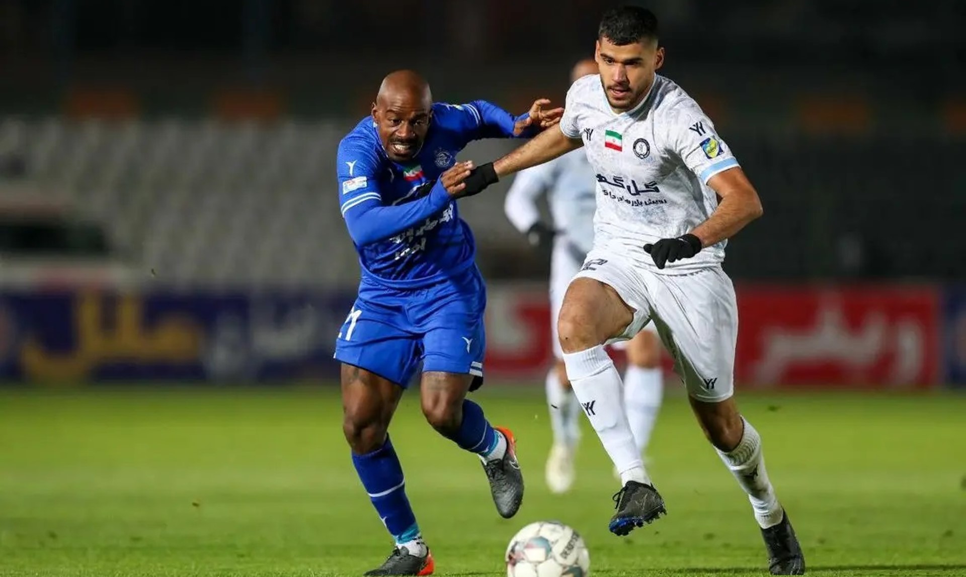 آخرین وضعیت خط دفاع استقلال و مذاکره با یک ملیپوش آخرین وضعیت خط دفاع استقلال و مذاکره با یک ملیپوش