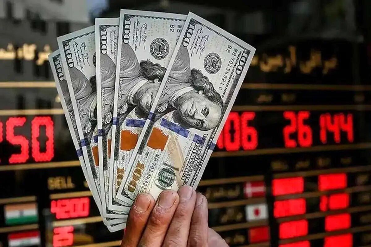 تاثیر مکانیسم ماشه روی قیمت دلار/ نرخ واقعی دلار چه عددی است؟