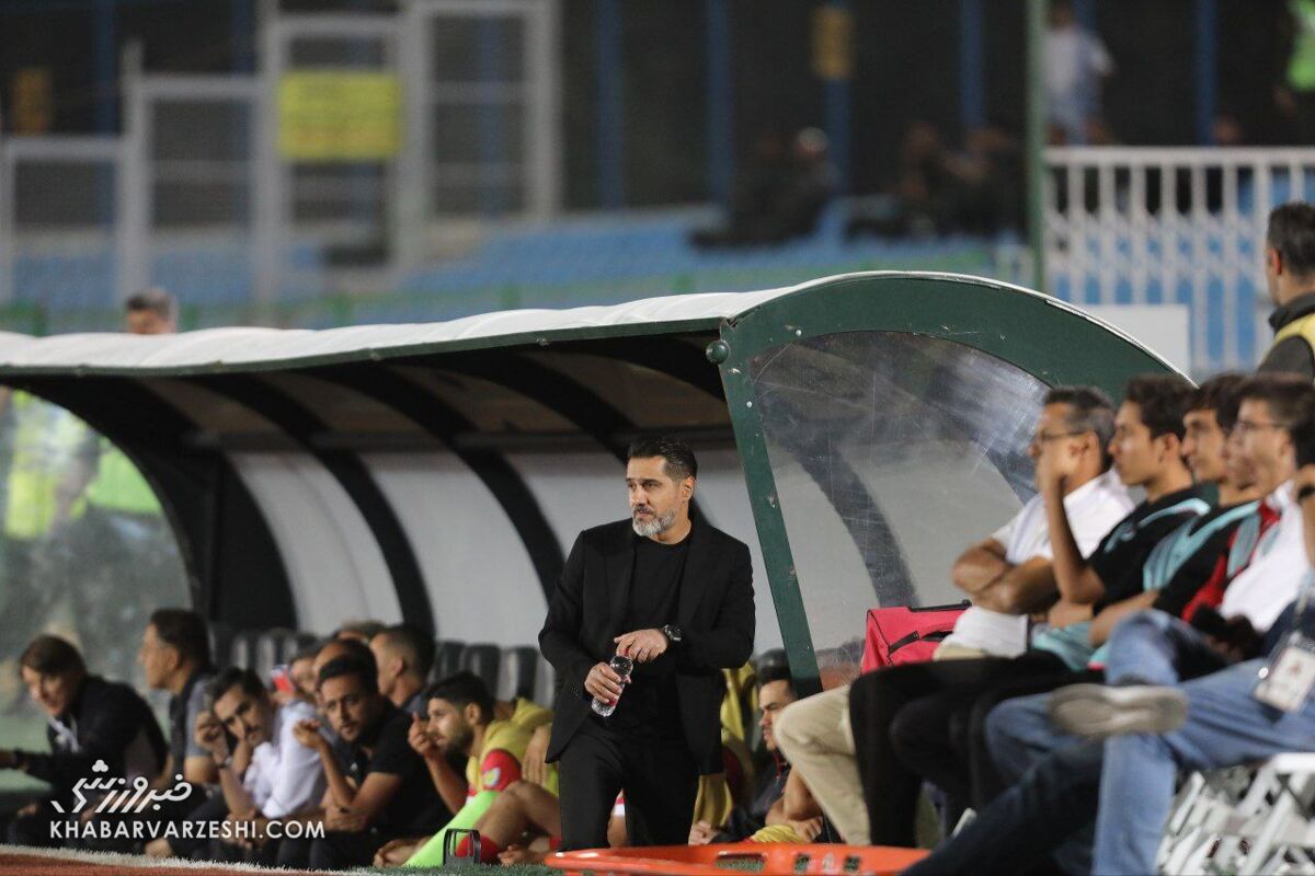حساسیت روی بازیکنان پرسپولیس؛ پیروانی مأمور کنترل ستارهها شد! حساسیت روی بازیکنان پرسپولیس؛ پیروانی مأمور کنترل ستارهها شد!