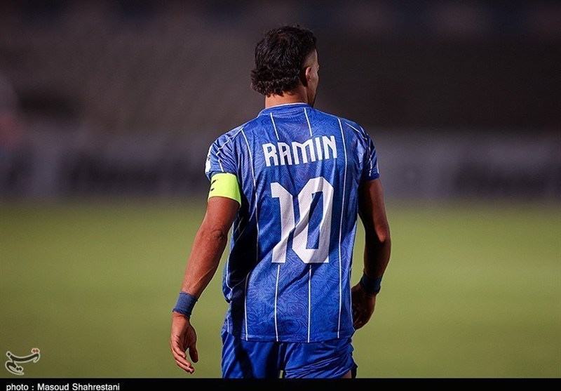 عدم حضور رضاییان در جشن بازیکنان با هواداران و شادیهای خاص ساپینتو عدم حضور رضاییان در جشن بازیکنان با هواداران و شادیهای خاص ساپینتو