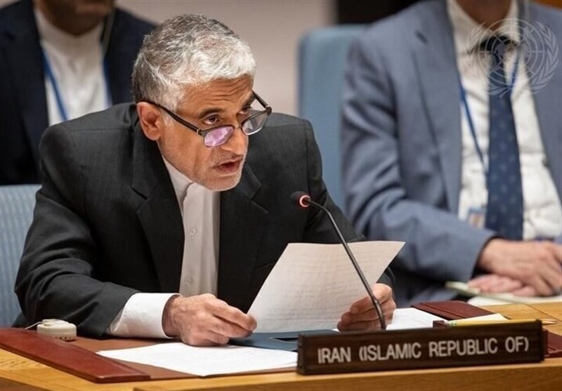 نامه سفیر ایران به دبیرکل سازمان ملل: قطعنامه ۲۲۳۱ هیچ‌گونه اختیاری به دبیرکل برای اطلاع‌رسانی درباره اعمال مجدد قطعنامه‌های خاتمه‌یافته اعطا نکرده / دبیرخانه از حدود اختیاراتش فراتر رفته و وارد حوزه صلاحیتی شورای امنیت شده / دبیرخانه عملاً جانب سه کشور اروپایی و آمریکا را گرفته که نقض جدی ماده ۱۰۰ منشور ملل متحد است / خواستار آن هستیم که این تخلف فاحش فوراً جبران شود