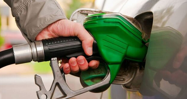 بنزین سوپر با حداقل قیمت 62 هزار تومان وارد بورس انرژی میشود بنزین سوپر با حداقل قیمت 62 هزار تومان وارد بورس انرژی میشود