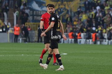 غرامت ۲۷۰/۰۰۰/۰۰۰/۰۰۰ تومانی علی کریمی! غرامت ۲۷۰/۰۰۰/۰۰۰/۰۰۰ تومانی علی کریمی!