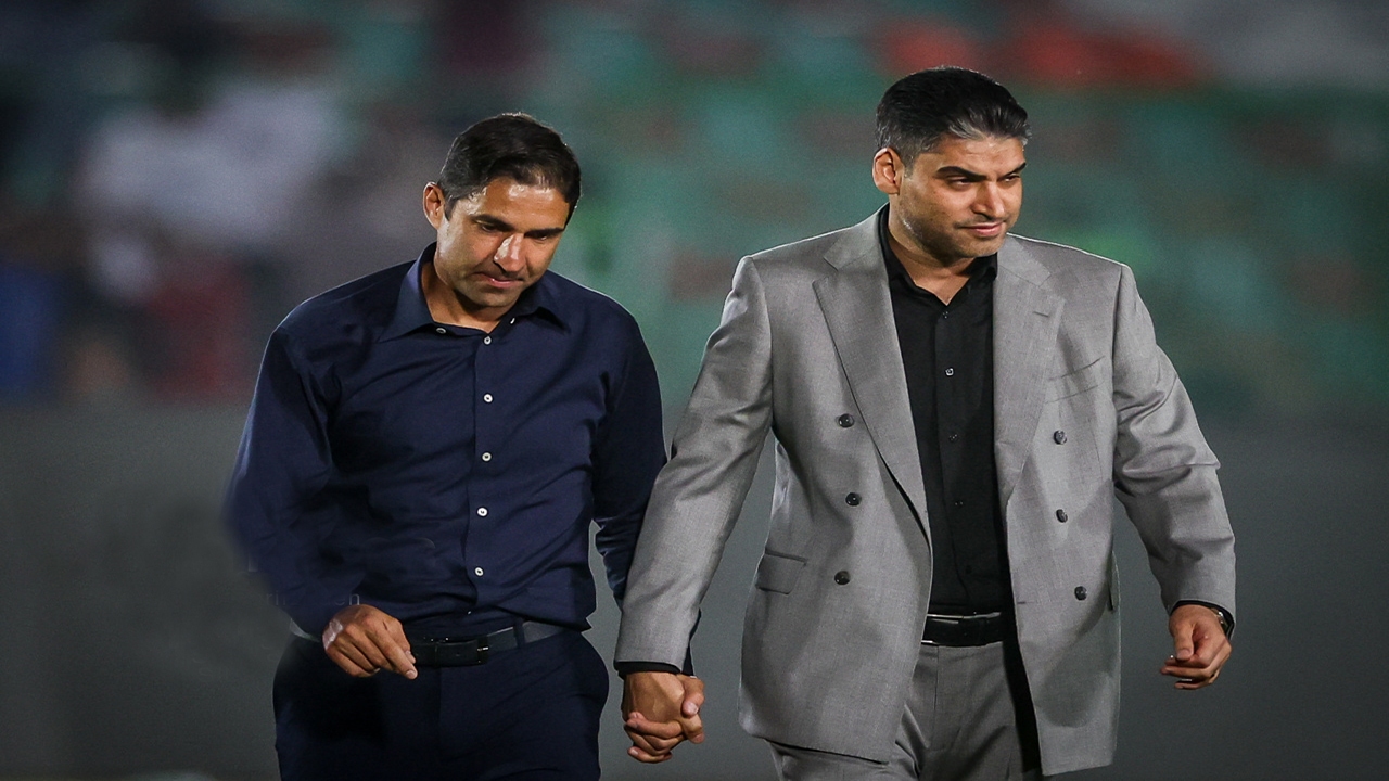 دلخوری هاشمیان از باشگاه پرسپولیس؛ سرمربی جوان حاضر به دیدار با مدیران نیست دلخوری هاشمیان از باشگاه پرسپولیس؛ سرمربی جوان حاضر به دیدار با مدیران نیست