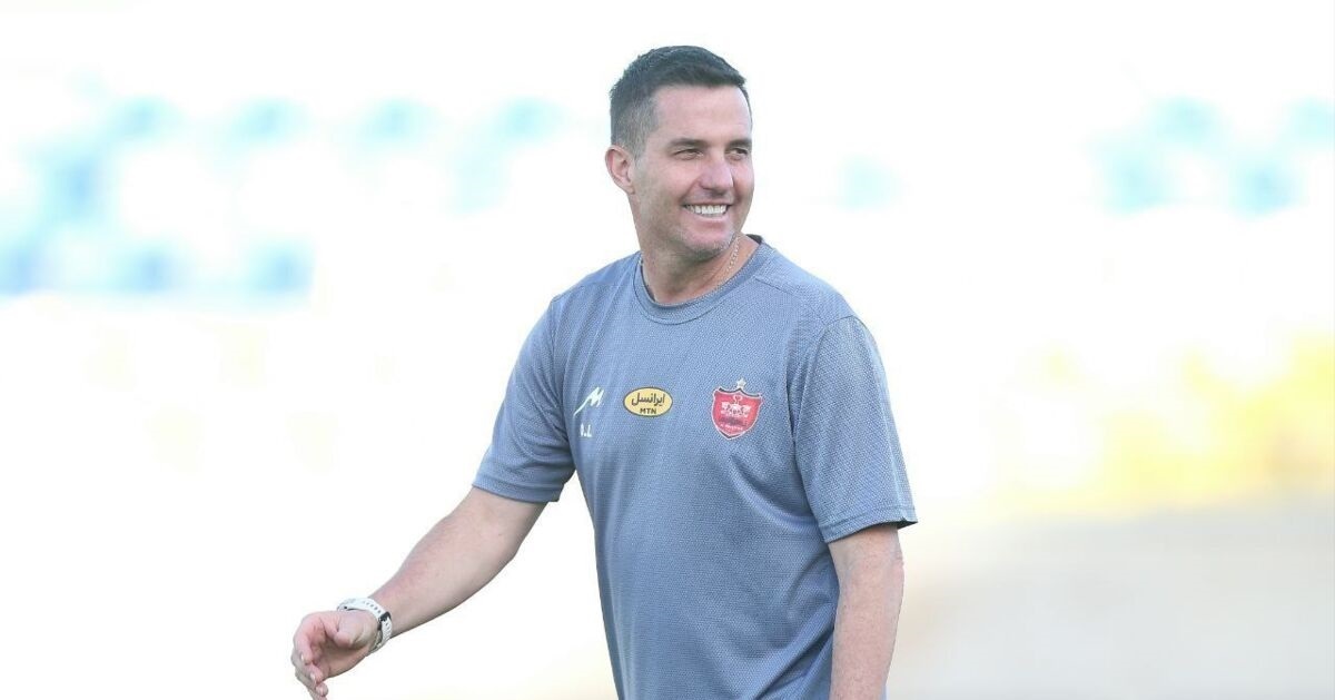 زمان حضور اوسمار در تهران مشخص شد/ سرمربی پرسپولیس به بازی با تراکتور میرسد؟ زمان حضور اوسمار در تهران مشخص شد/ سرمربی پرسپولیس به بازی با تراکتور میرسد؟