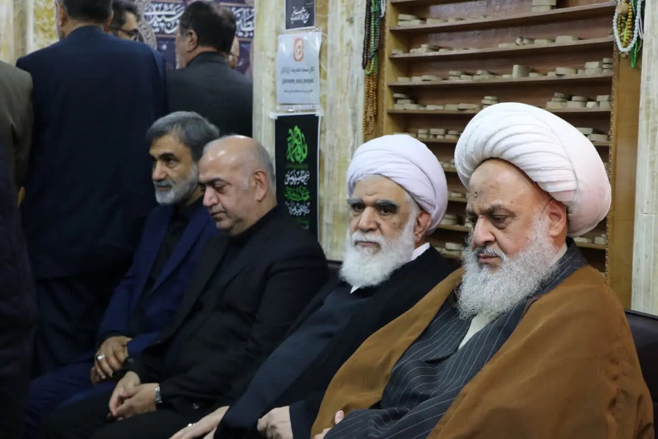 تصاویری از مراسم ترحیم فرزند کاظم صدیقی/ از رسایی تا علم‌الهدی در مجلس ختم