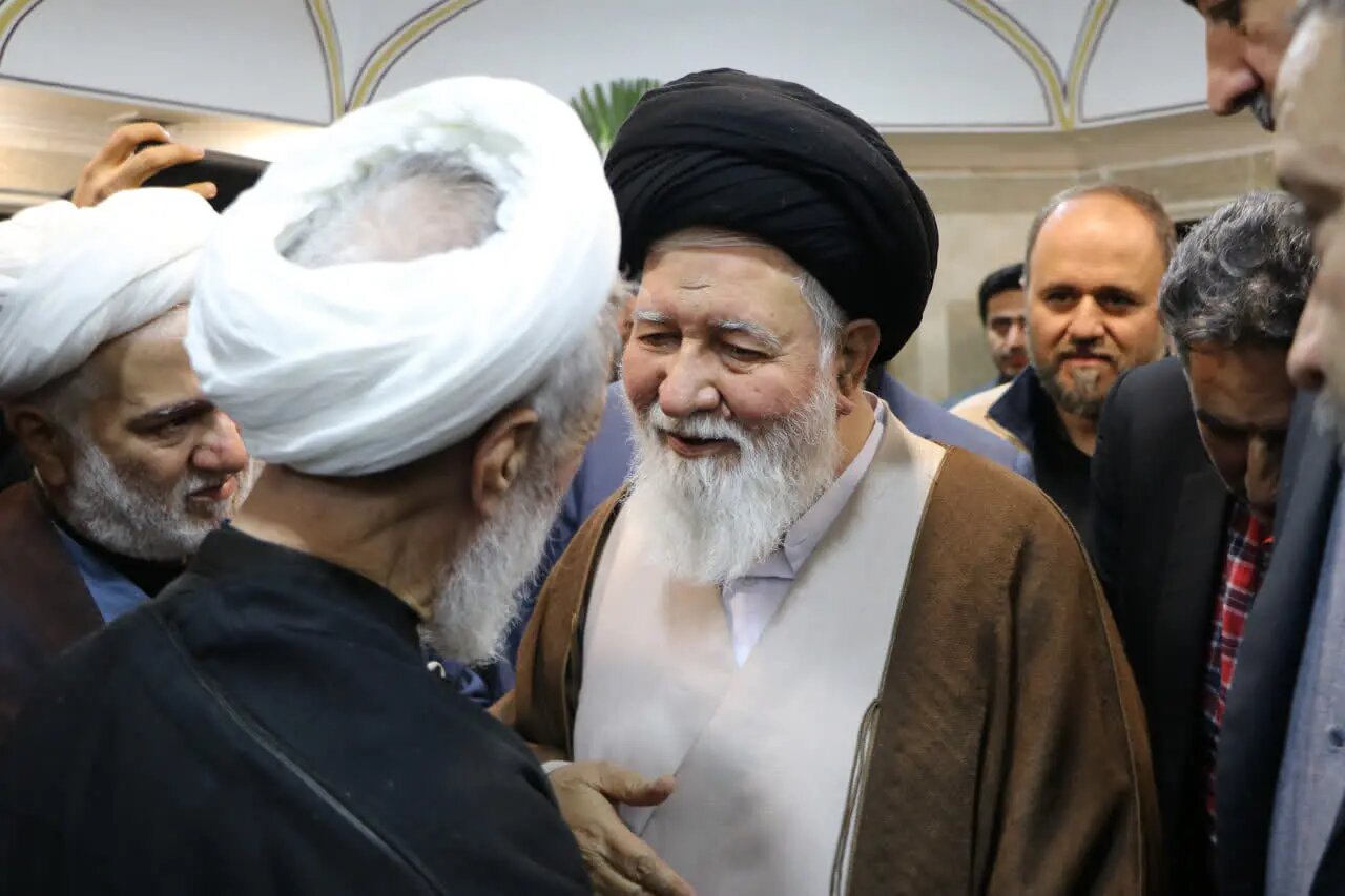 تصاویری از مراسم ترحیم فرزند کاظم صدیقی/ از رسایی تا علم‌الهدی در مجلس ختم