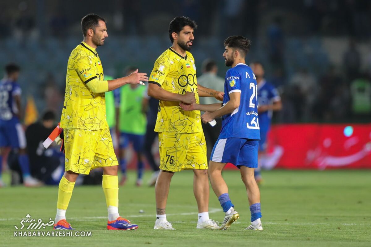 آنتونیو آدان رقیبش را در آسیا فیکس کرد! آنتونیو آدان رقیبش را در آسیا فیکس کرد!