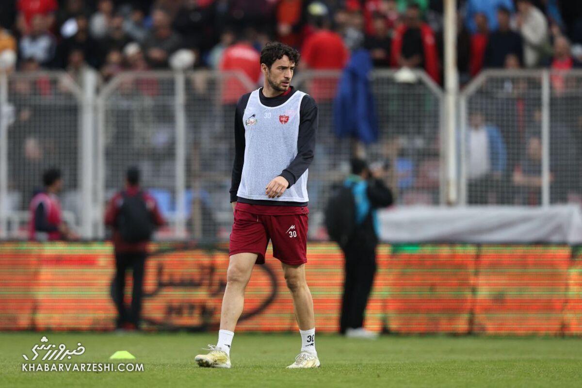 طلسم دو ماهه مدافع محبوب پرسپولیسی ها شکست طلسم دو ماهه مدافع محبوب پرسپولیسی ها شکست