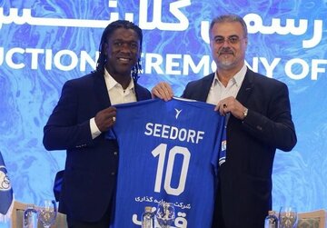 سفر پنهانی سیدورف به ایران؛ مرد هلندی با مدیران استقلال جلسه نگذاشت! سفر پنهانی سیدورف به ایران؛ مرد هلندی با مدیران استقلال جلسه نگذاشت!