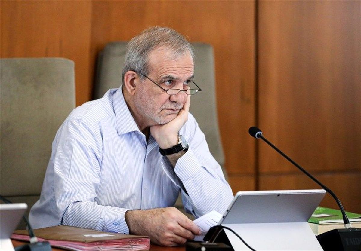 پای پزشکیان به ماجرای لیگ باز شد؛ نامه باشگاه پرسپولیس به رئیس‌جمهور درباره سهمیهٔ آسیایی!